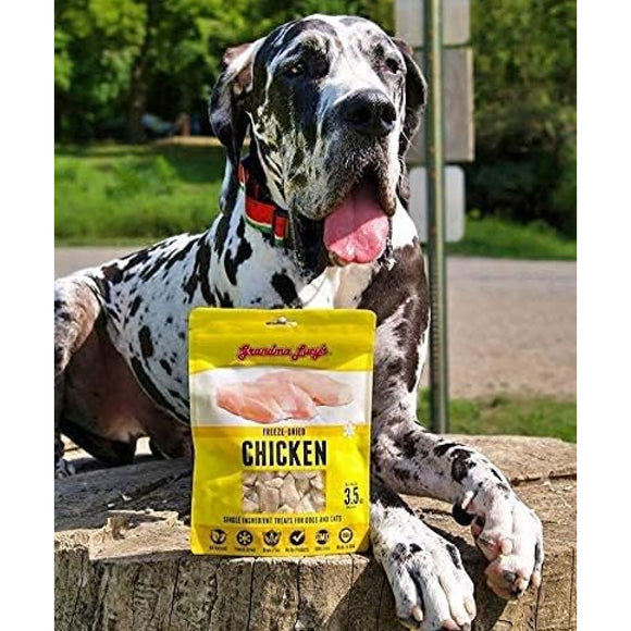Grandma Lucy's Freeze-Dried Chicken Dog & Cat Treats (3.5 oz)