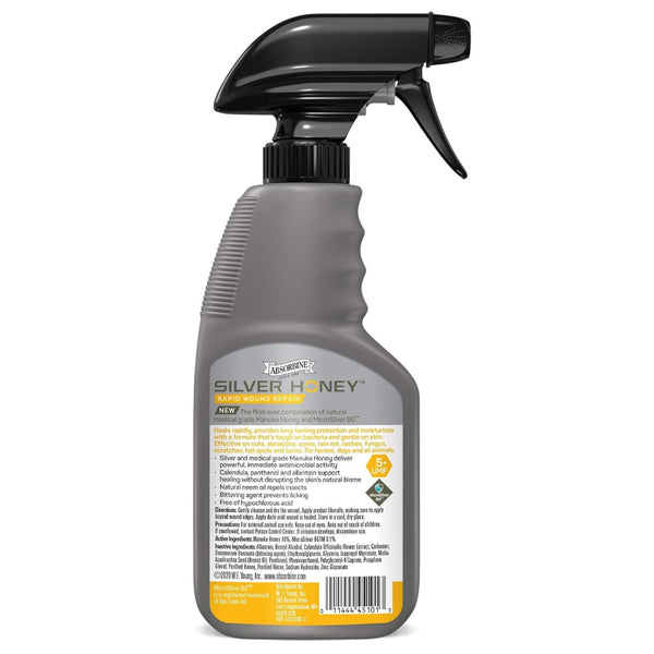 Silver Honey horse wound healing spray comes in a 8 oz bottle with a sprayable pump. This equine wound care spray gel promotes rapid healing and antibacterial protection for wounds and skin irritation in horses. 