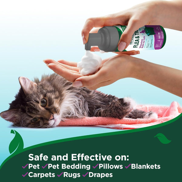 Vet's Best Flea & Tick Waterless Bath for Cats -Cotton Spice Scent (5 oz)