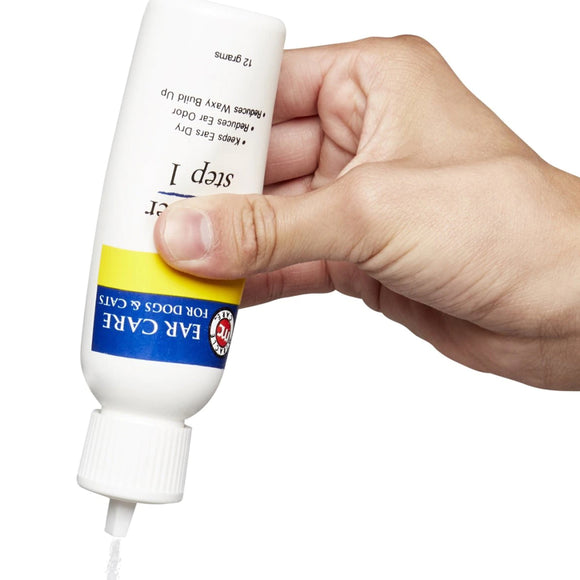 Miracle Care Ear Powder for Dogs Step 1