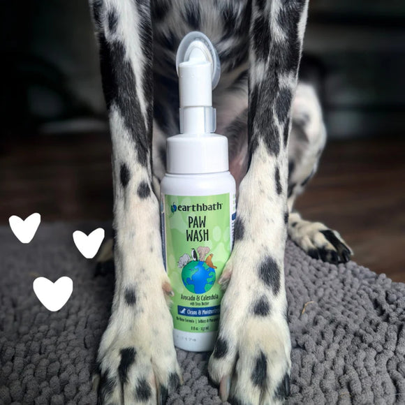 Earthbath Paw Wash with Scrubber Brush for Dogs & Cats (8 oz)