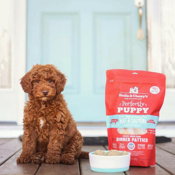 Stella & Chewy's Perfectly Puppy Chicken & Salmon Dinner Patties Freeze-Dried Raw Food (5.5 oz)