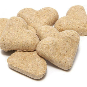 Manna Pro Nutrigood Senior Snax Apple Flavor Treats for Horses (2 lb)