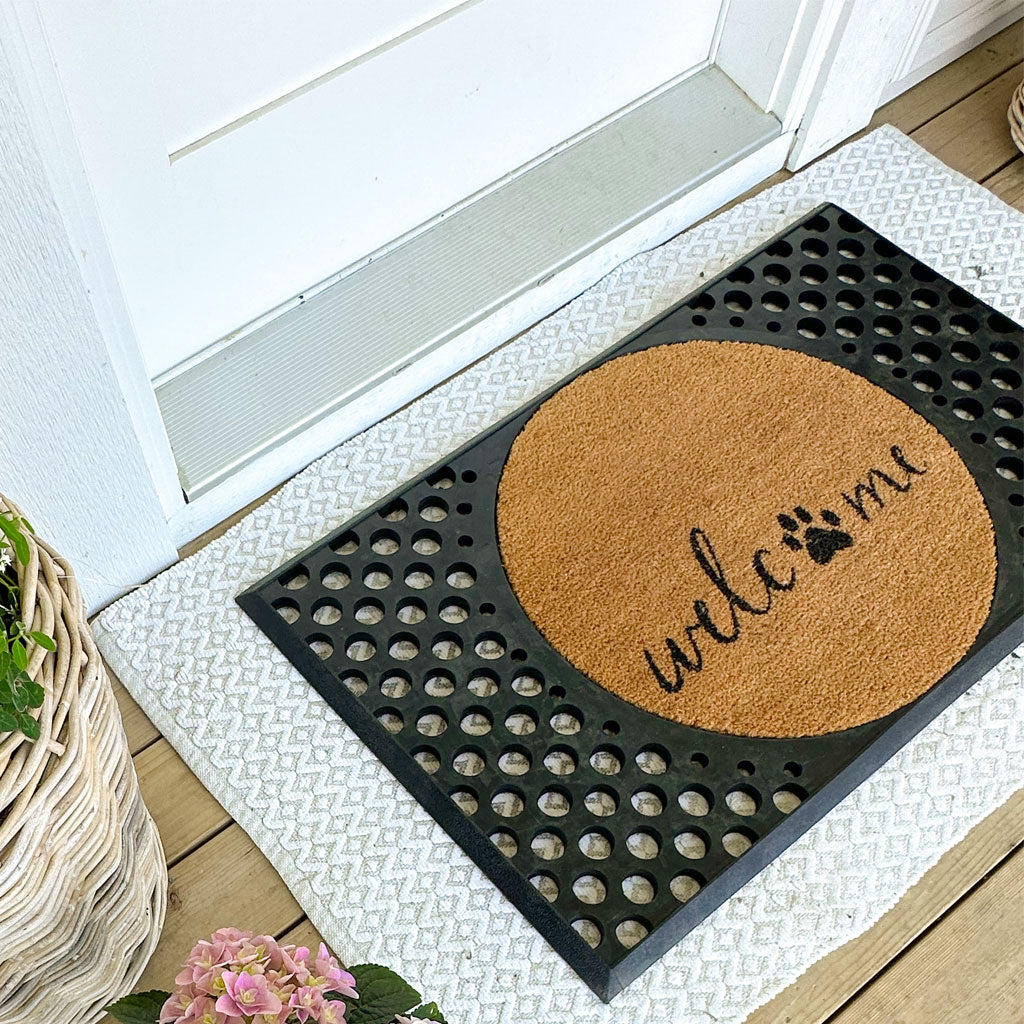 4 Cats & Dogs Two Pets + Home Round Entrance Mat