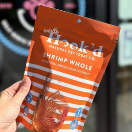 Totally Hook’d Freeze-Dried Whole Shrimp Dog & Cat Treats (2 oz) - Dog & Cat Treats 2
