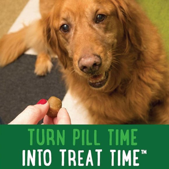 Greenies Canine Pill Pockets Chicken Flavor, Capsule Size with dog