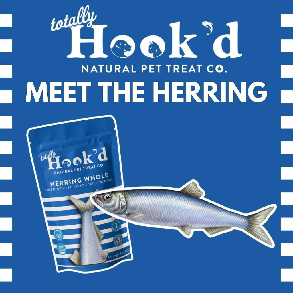 Totally Hook'd Freeze-Dried Herring Dog & Cat Treats (2 oz)