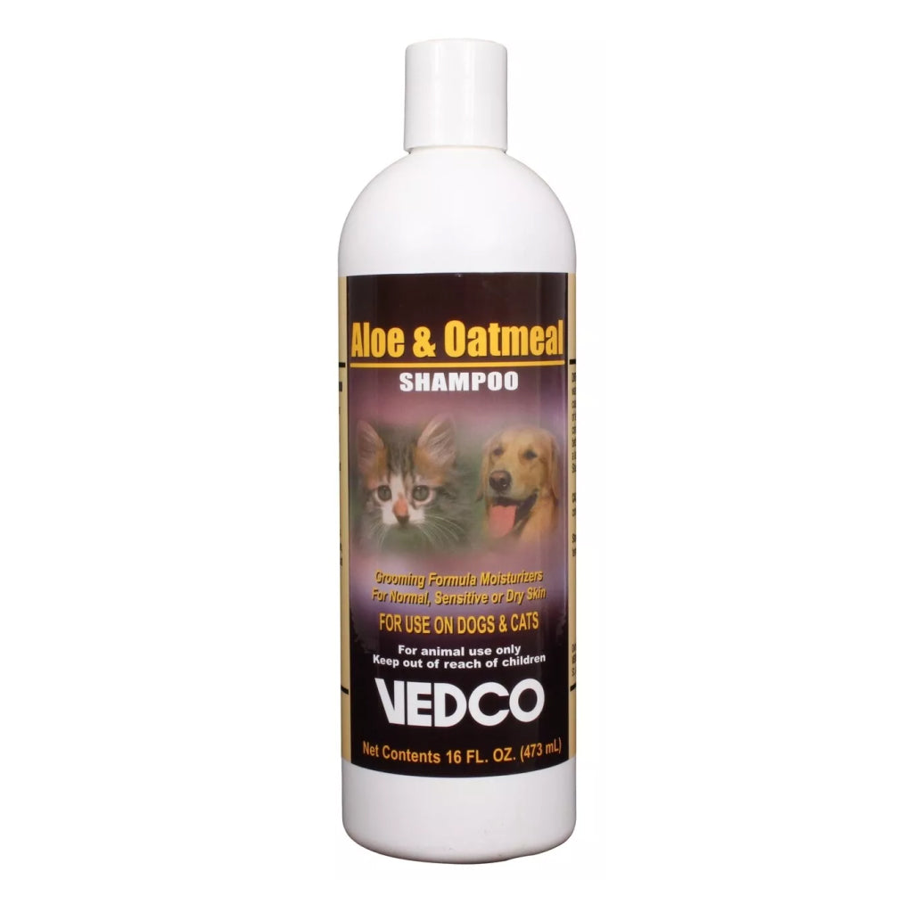 Vedco Aloe & Oatmeal Shampoo For Dogs & Cats - Skin Moisturizer